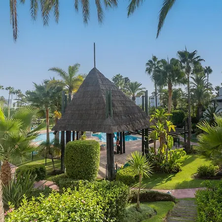 Townhouse Beachfront In Costalita