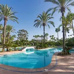 Будинок відпочинку Townhouse Beachfront In Costalita Естепона