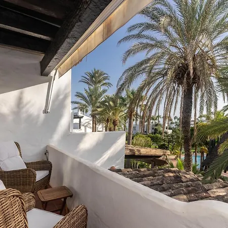 Townhouse Beachfront In Costalita