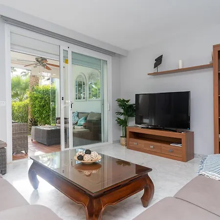 Townhouse Beachfront In Costalita