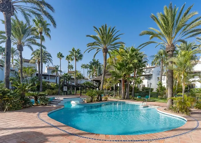 Дом отдыха Townhouse Beachfront In Costalita Эстепона